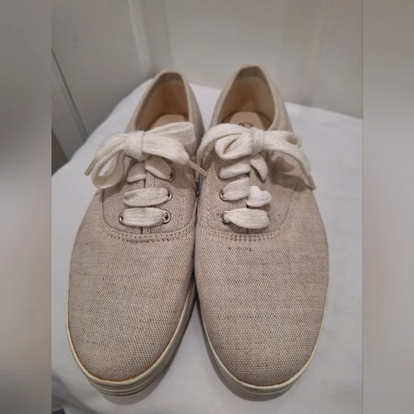 Aerosols Beige Tennis Shoe Style Size 6.5 - Picture 2 of 7